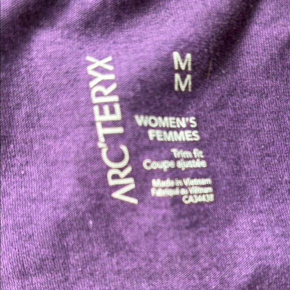 Arc’teryk Purple Women's Top - Picture 5 of 5